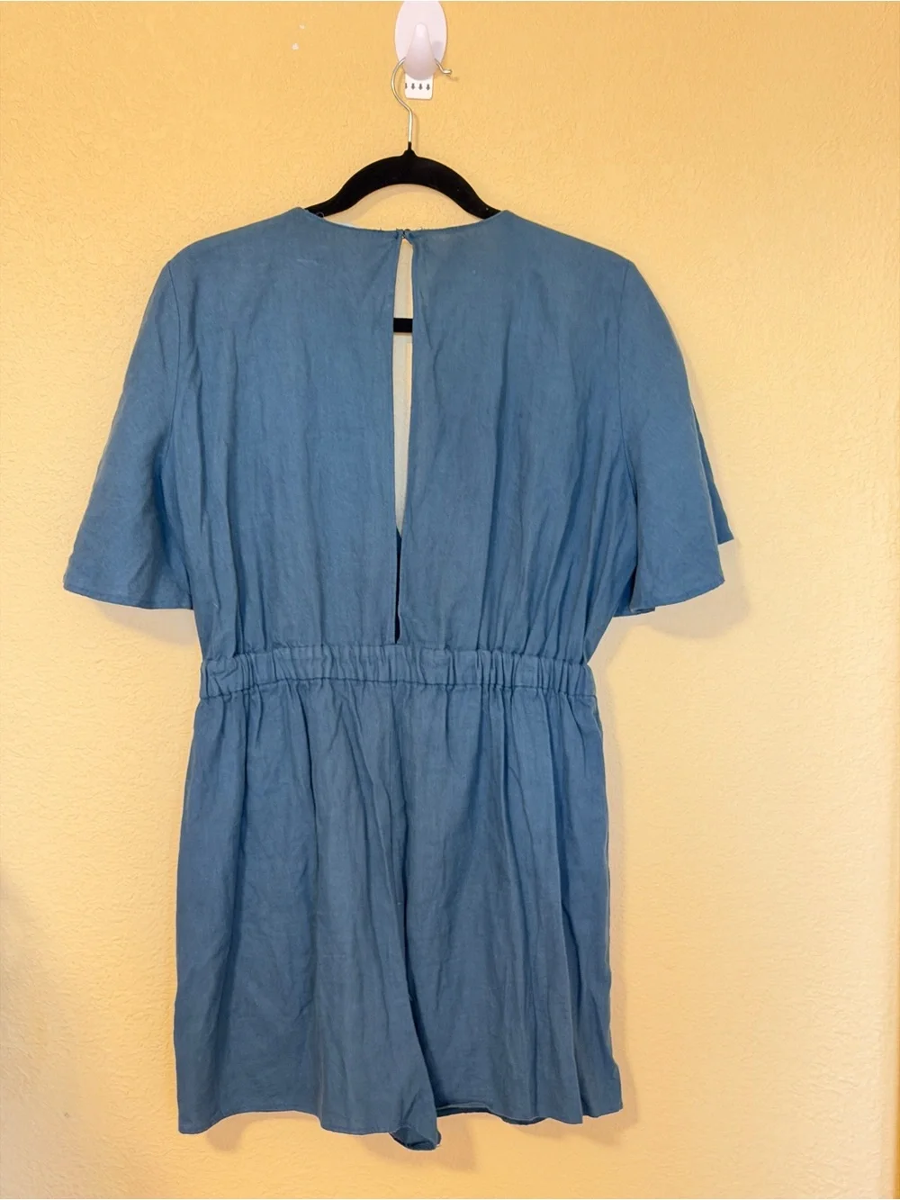 Zara Blue Linen Blend Wrap Romper L V-Neck Flutter Sleeve Keyhole Back Summer